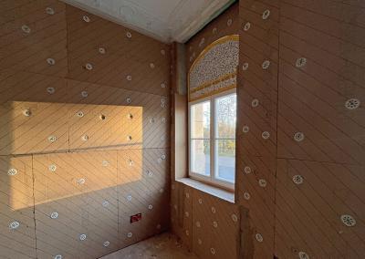 Gründerzeitbau in Fürth mit Holzfaser-Innendämmung UdiIN RECO von UdiDämmsysteme ausgestattet, es erfüllt die KfW-Anforderung für das "Effizienzhaus Denkmal" ebenso wie die Vorgaben nach dem Gebäudeenergiegesetz 2020