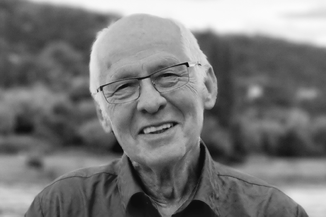 Udi-Firmengruender_Dipl-Ing-Bernd-Unger Portraitbild in schwarz-weiß von Firmengründer Bernd Unger