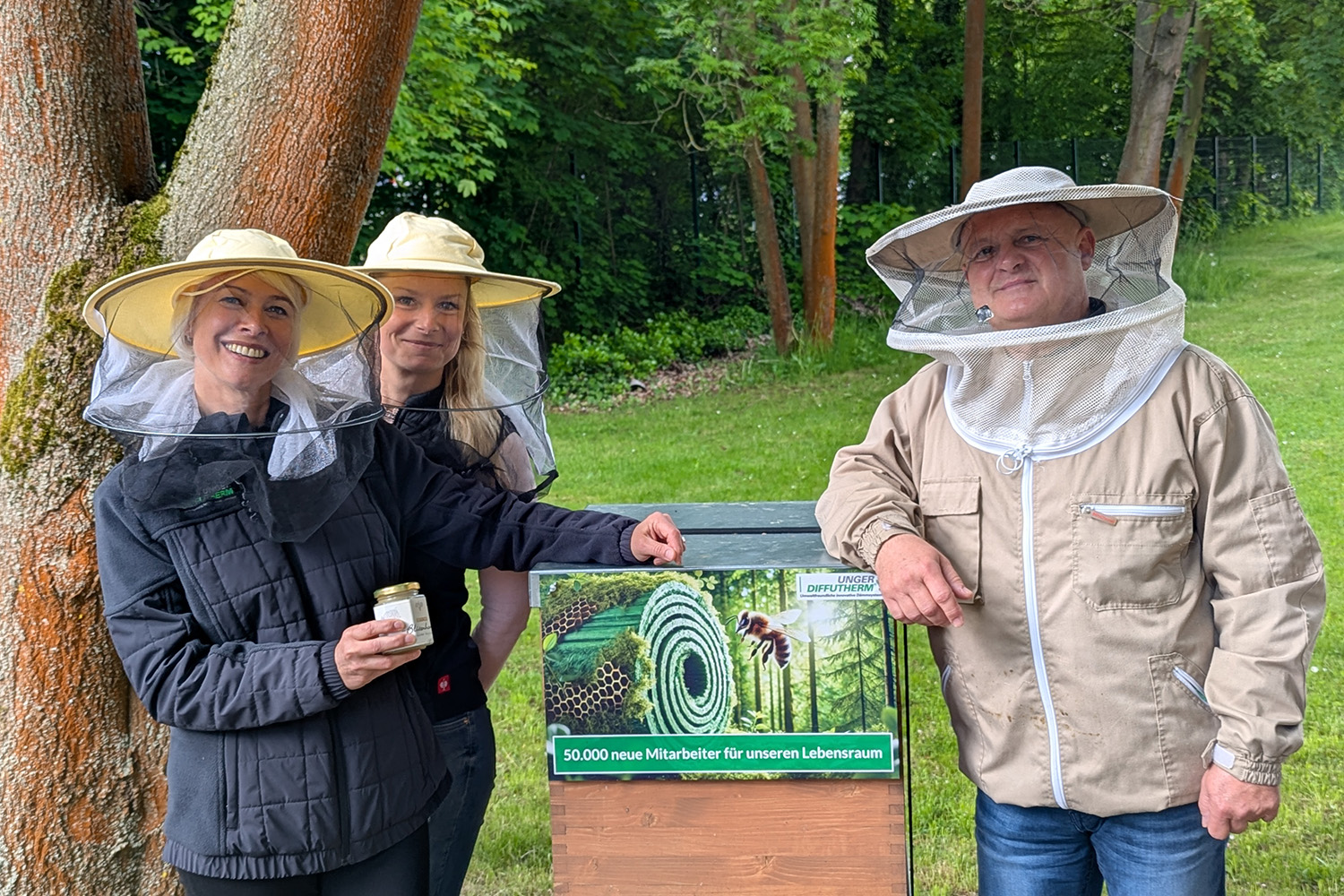 UdiDaemmsysteme Bienenvolk Logo Umwelt- und Klimaallianz Sachsen